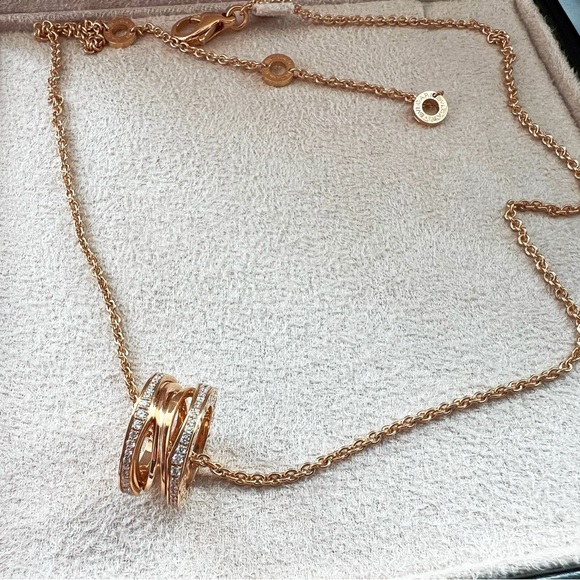 Bulgari Classic Signature B.ZERO1 Necklace Unisex Rosegold with Diamond - Picture 3 of 9